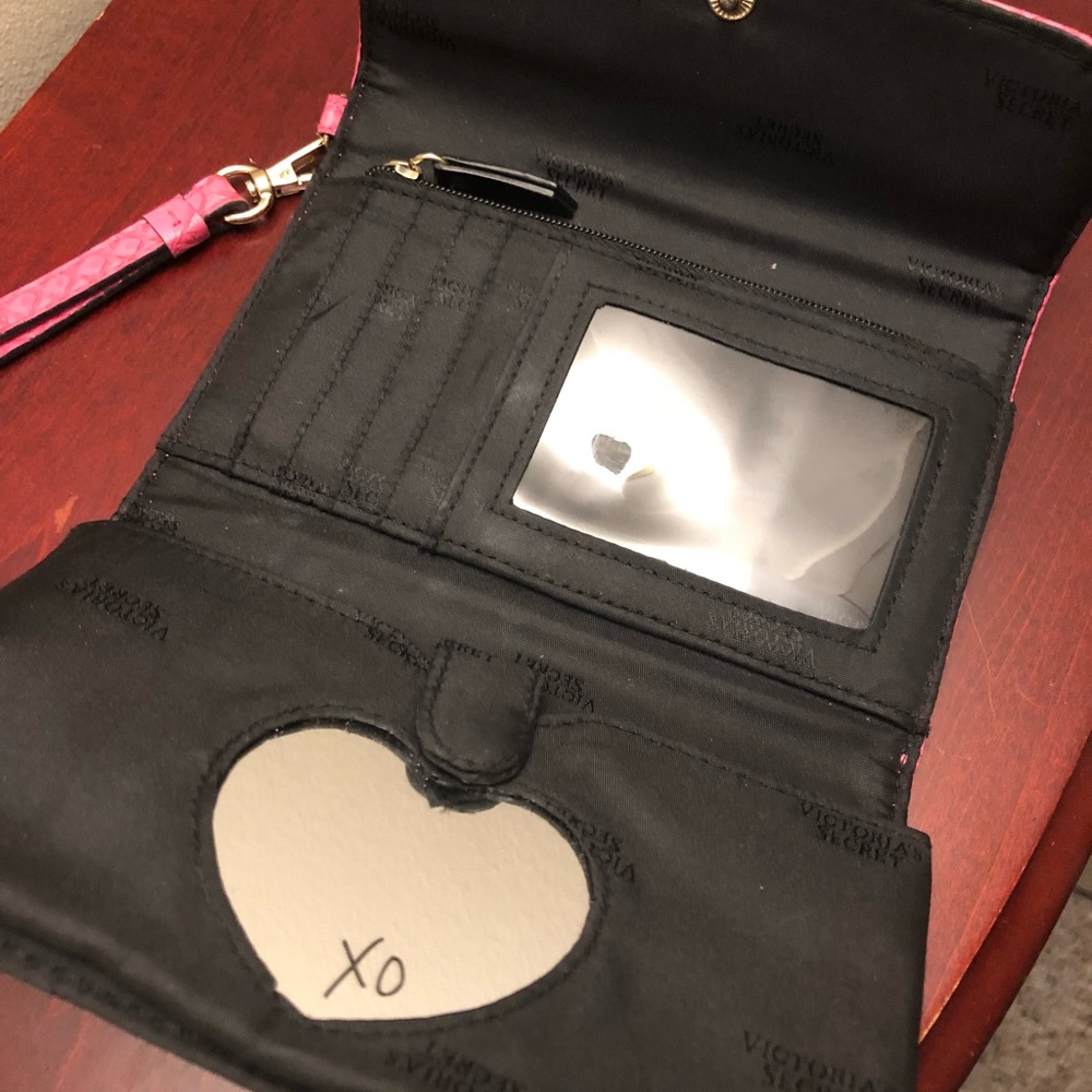 Victoria Secret wallet - Picture 2 of 2